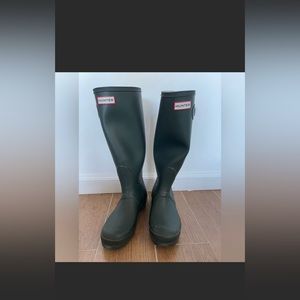 Hunter Rainboots Size 7